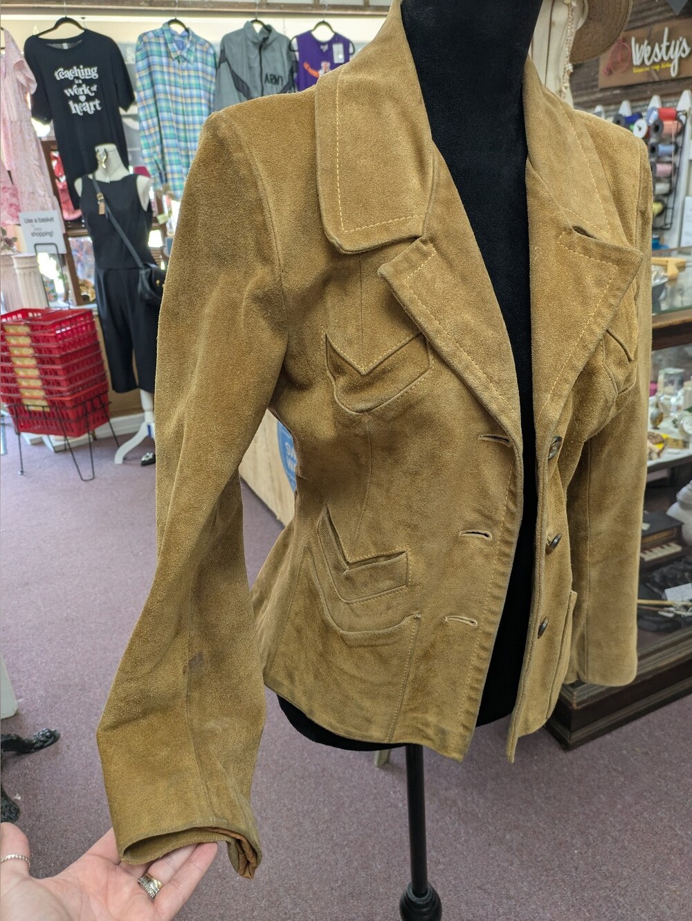 1970s Vintage Women's Suede Button-Front Jacket in Tan - Picture 1 of 8